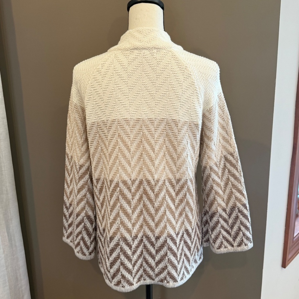 JM Collection Cream & Brown Chevron Pattern Cardigan, Long Sleeve, Size Medium - Picture 4 of 11